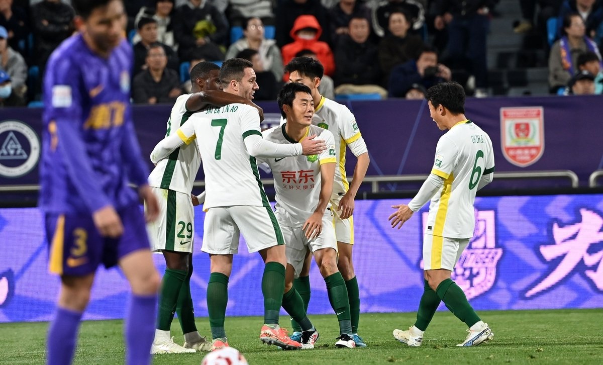 北京国安主场战平广州富力,积分领先优势缩小 北京国安主场战平广州富力,积分领先优势缩小