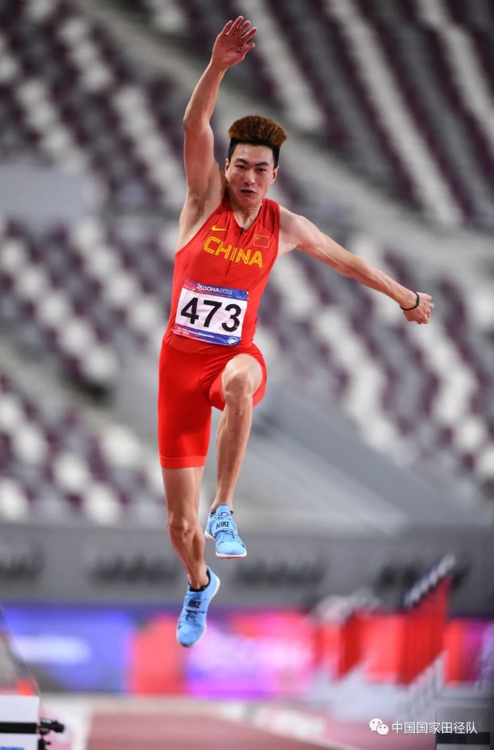 科威特男子射箭选手历尽磨难,夺魁 科威特男子射箭选手历尽磨难,夺魁