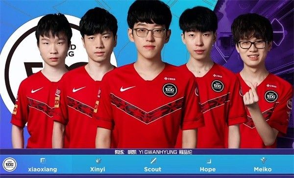 SHR血洗TES,Scout极限生还后反打宿敌对决小组赛,留下经典瞬间的简单介绍 SHR血洗TES,Scout极限生还后反打宿敌对决小组赛,留下经典瞬间的简单介绍