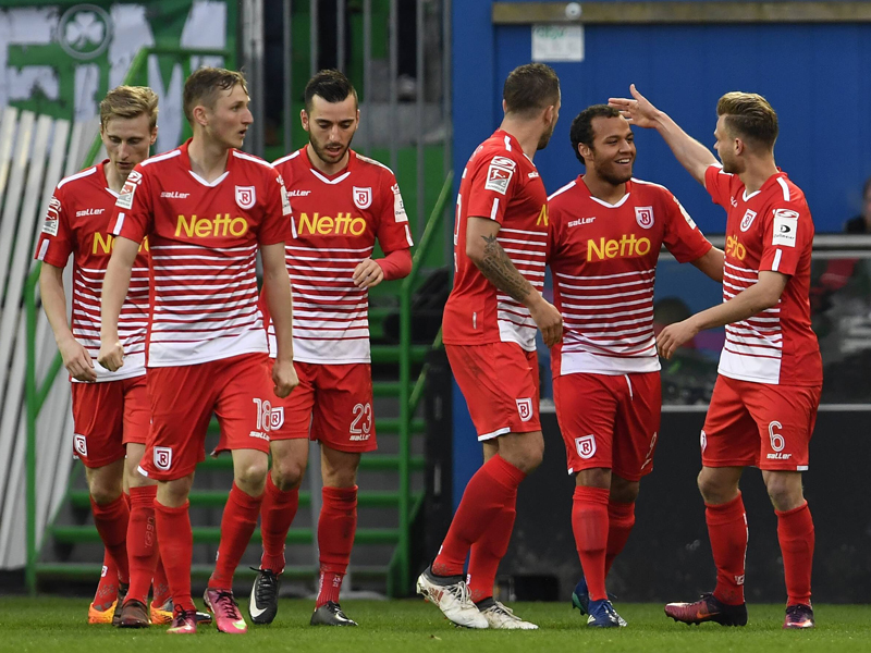 熊猫直播-哥廷根客场大胜，提升德乙中游位置