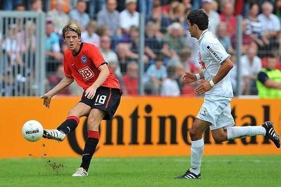 哥廷根客场大胜，提升德乙中游位置