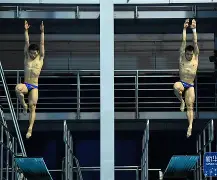 熊猫体育手机客户端-委内瑞拉男子跳水选手毫不畏惧，摘取铜牌