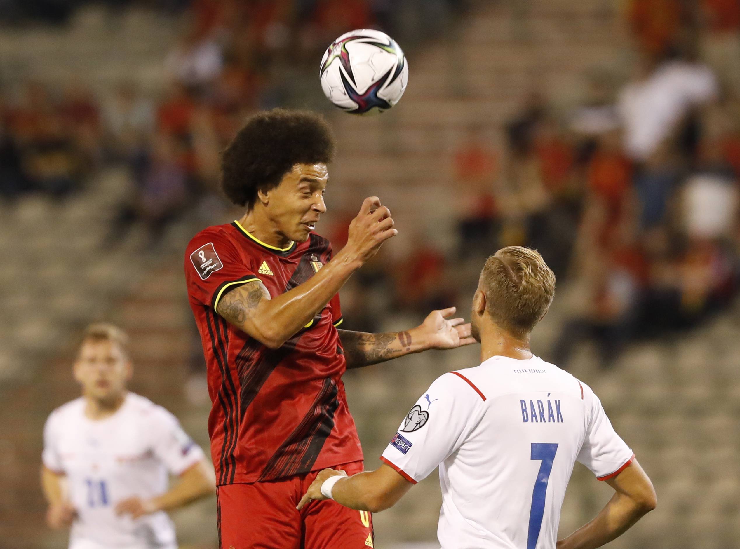 捷克队踢出精彩进攻，夺得胜利