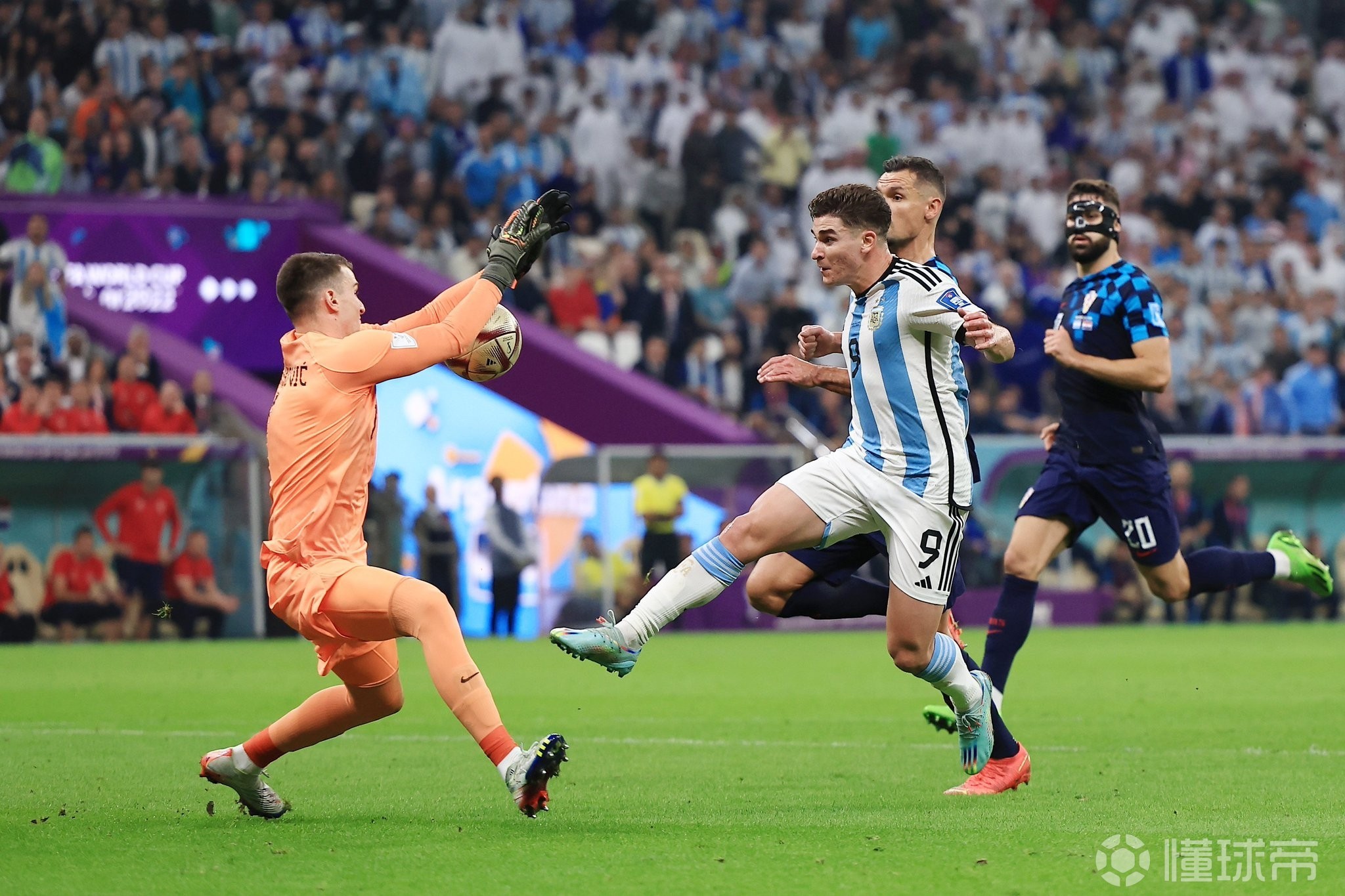 俄罗斯选手艳势赫赫，晋级国际杯决赛