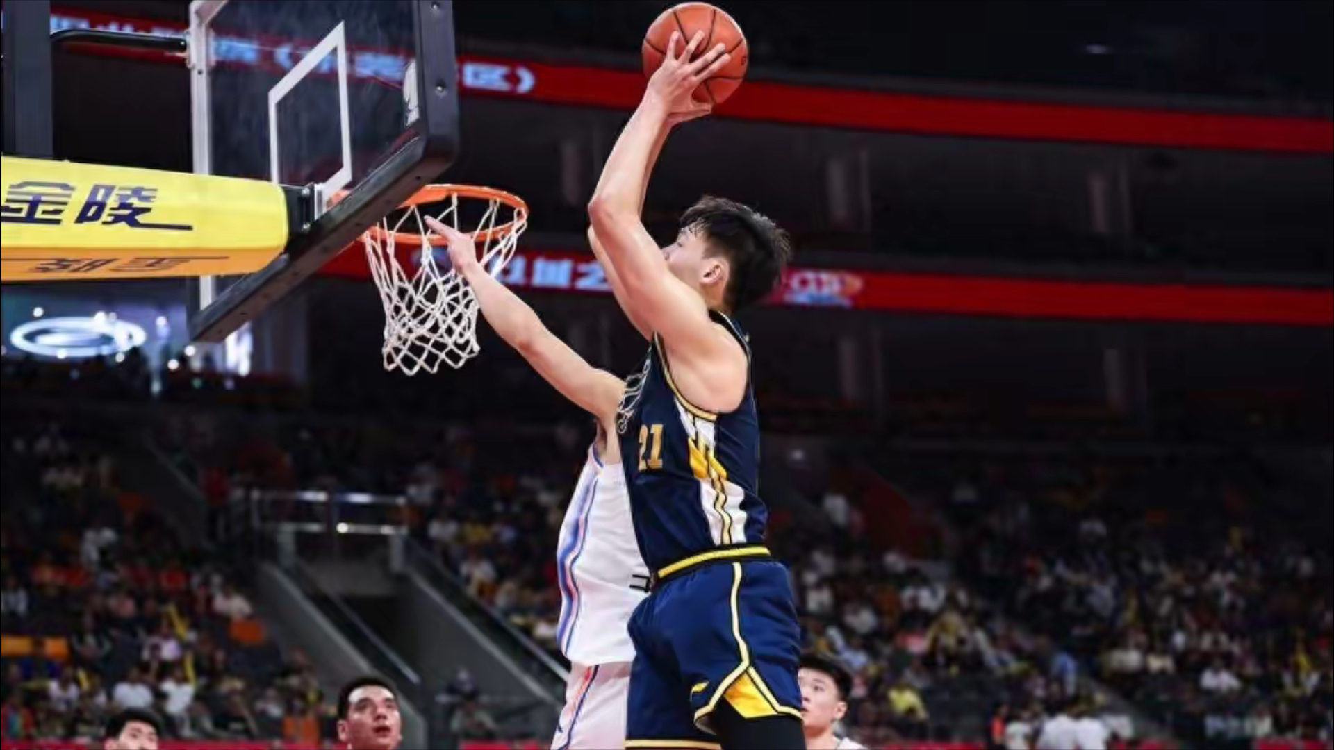 广东男篮防守破绽暴露,需加强训练 广东男篮防守破绽暴露,需加强训练