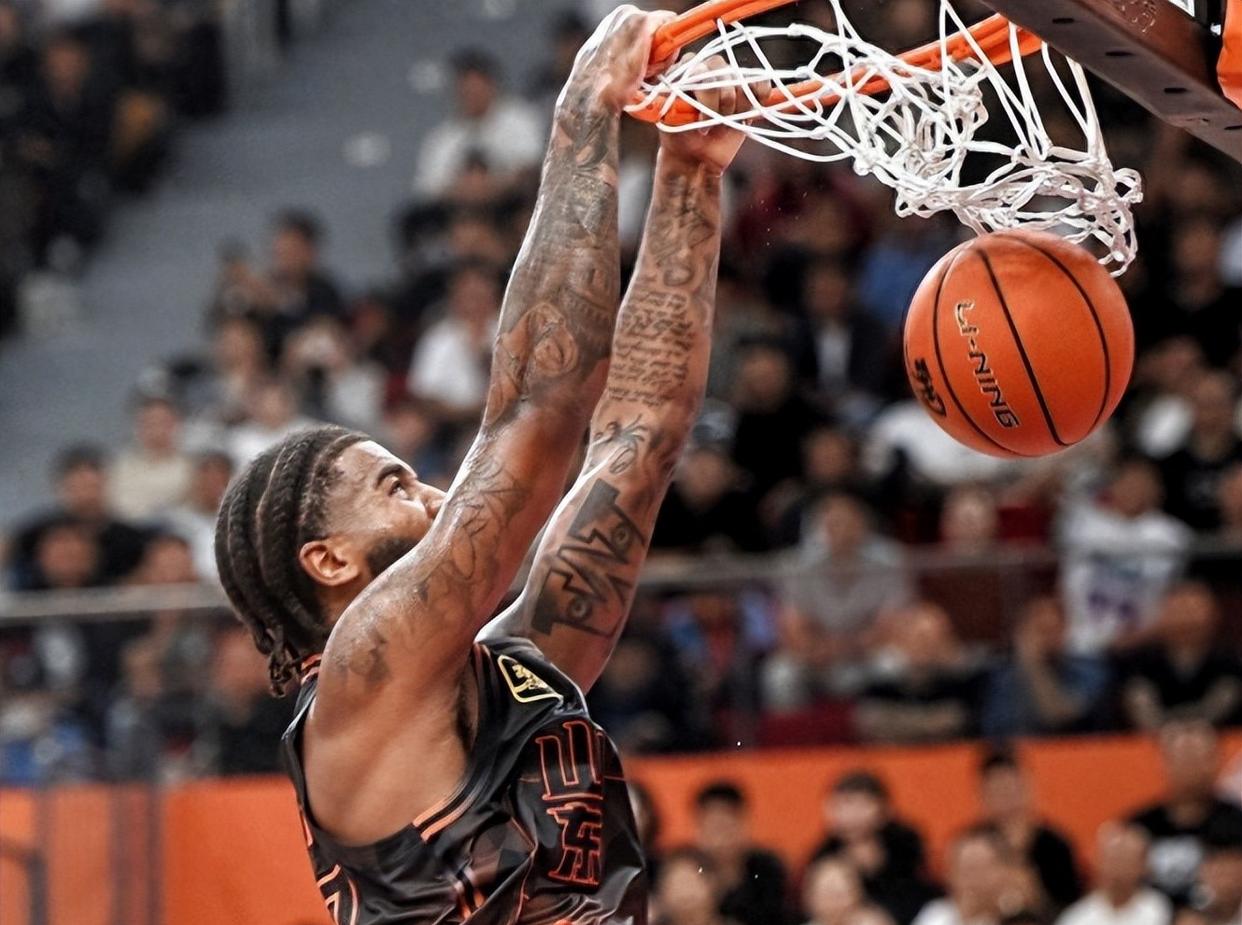 包含山东队外援火爆发挥，展示超强实力的词条